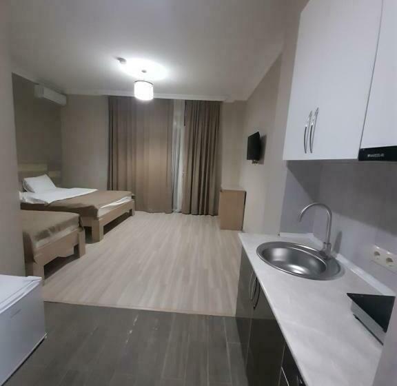 اتاق لوکس سه تخته, Wave