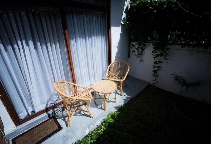 חדר דלוקס נוף לגינה, Kozy B&b