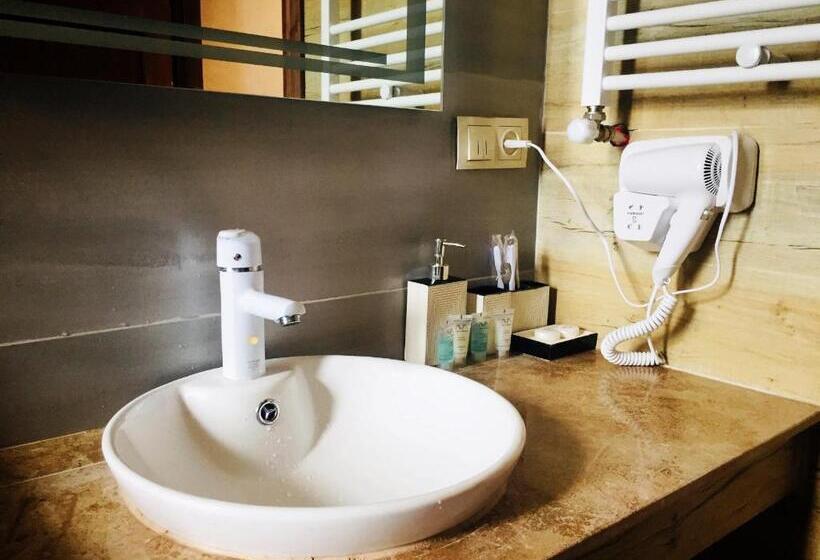 Deluxe Room Mountain View, Vache