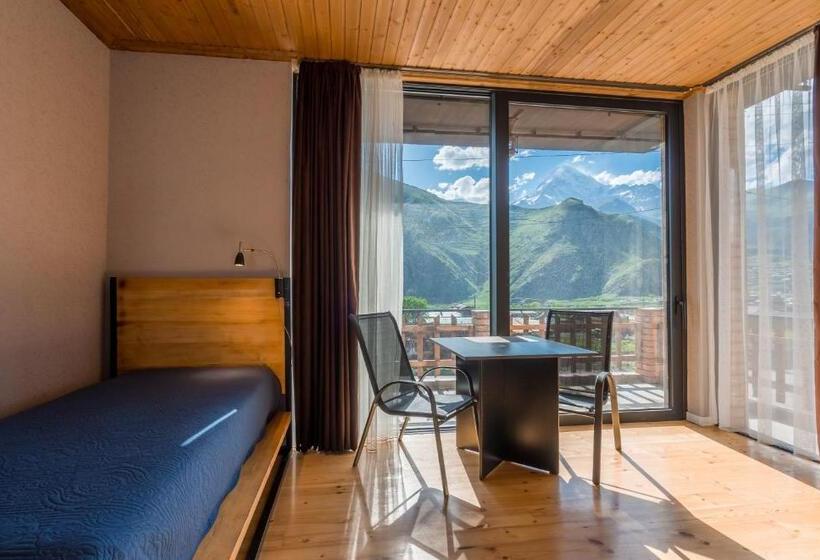 اتاق استاندارد سه نفره, Vache