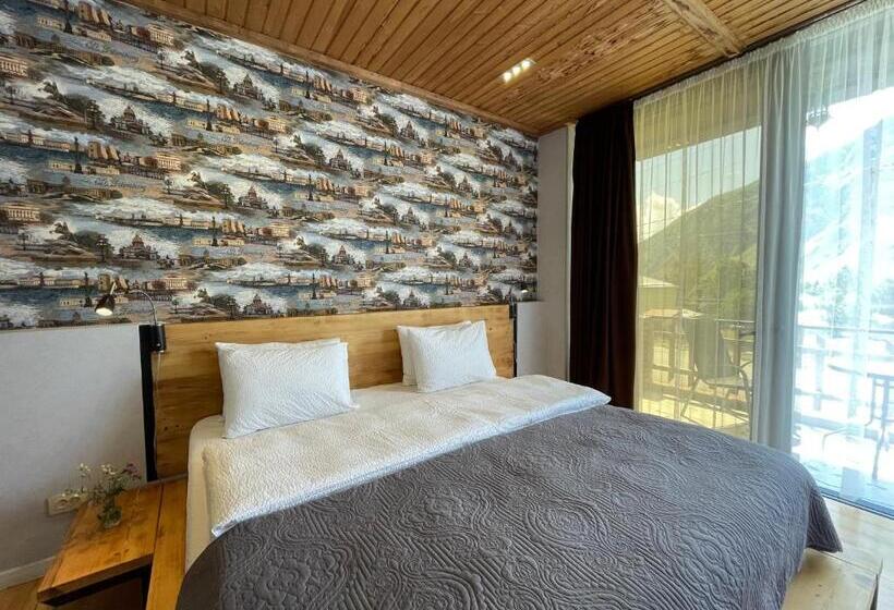 Deluxe Room Mountain View, Vache