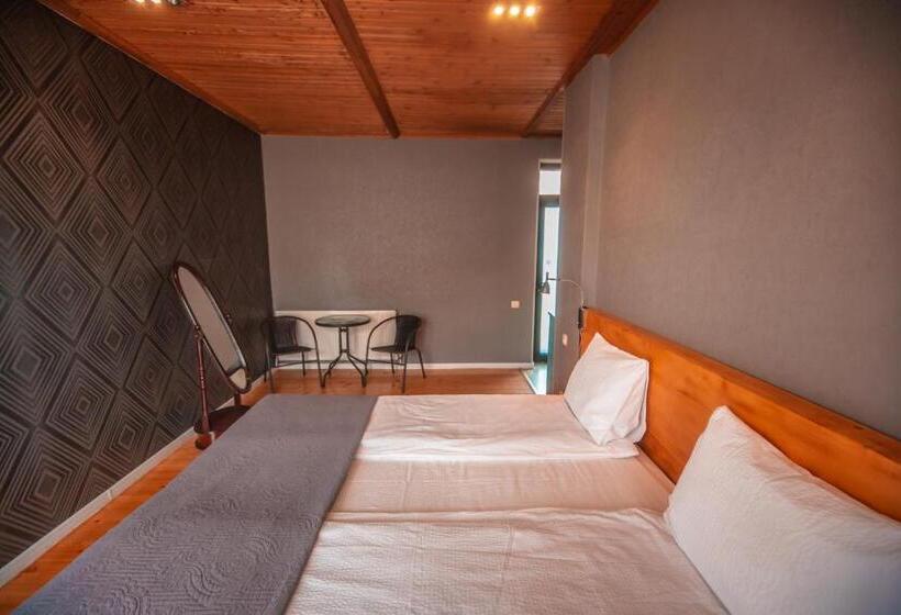 Deluxe Room Mountain View, Vache