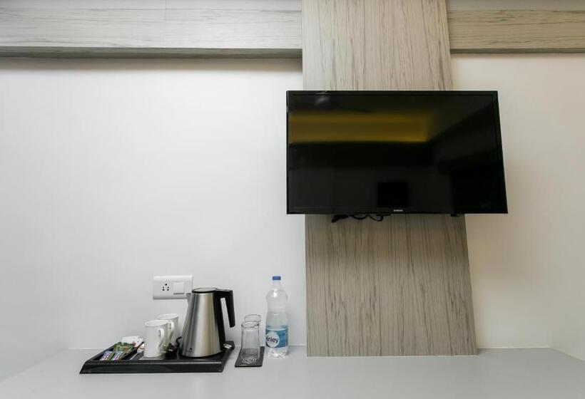 Номер Deluxe, Sapphire Club Metro