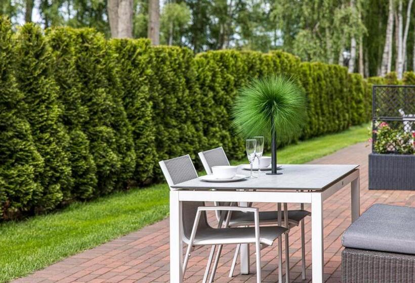 Standard Triple Room with Terrace, Villa Aido