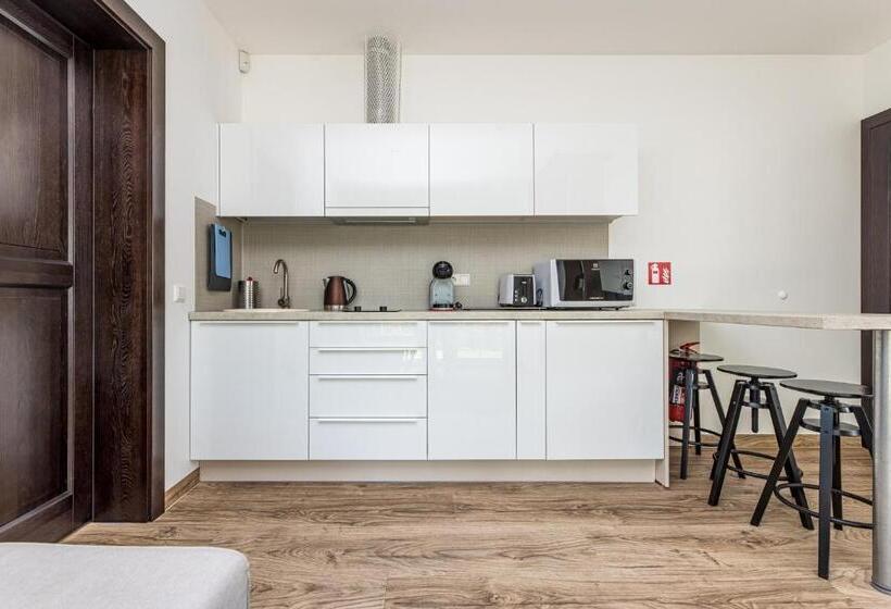 Standard Triple Room with Terrace, Villa Aido