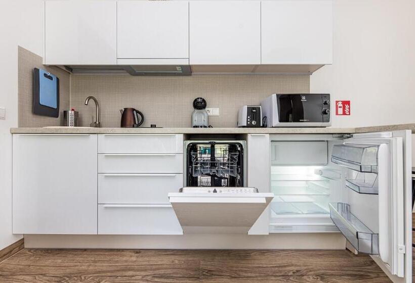 Standard Triple Room with Terrace, Villa Aido