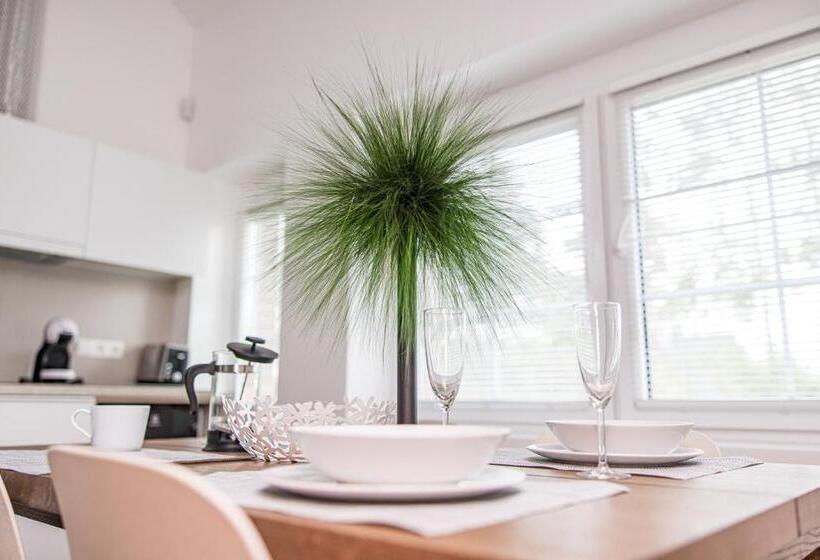 سوییت, Villa Aido