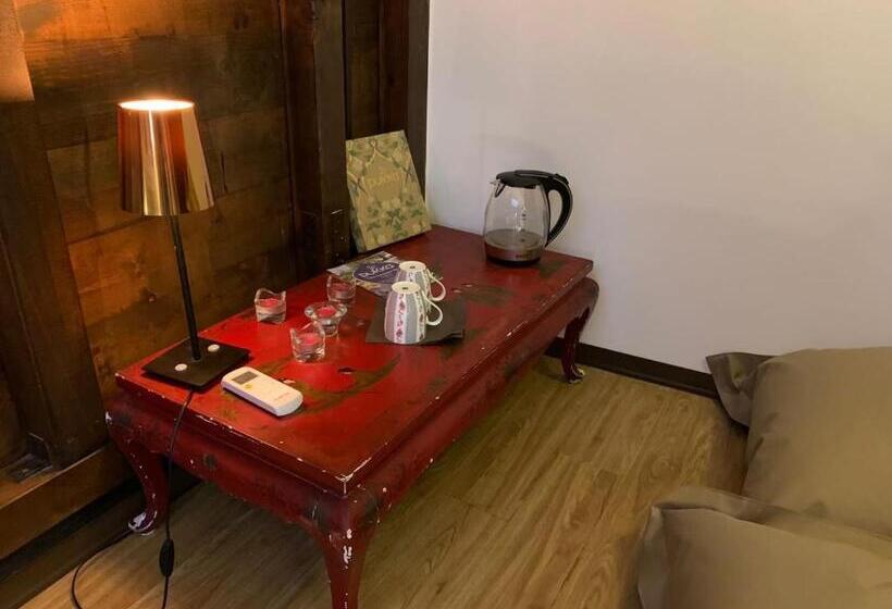 豪华套房, Cosi Priziusi