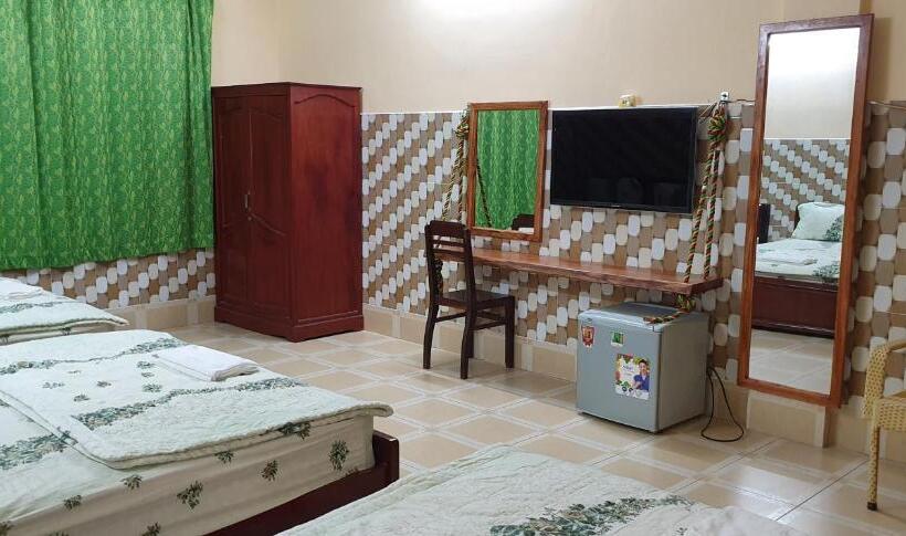 اتاق خانوادگی, Nhà Nghỉ Việt Nga