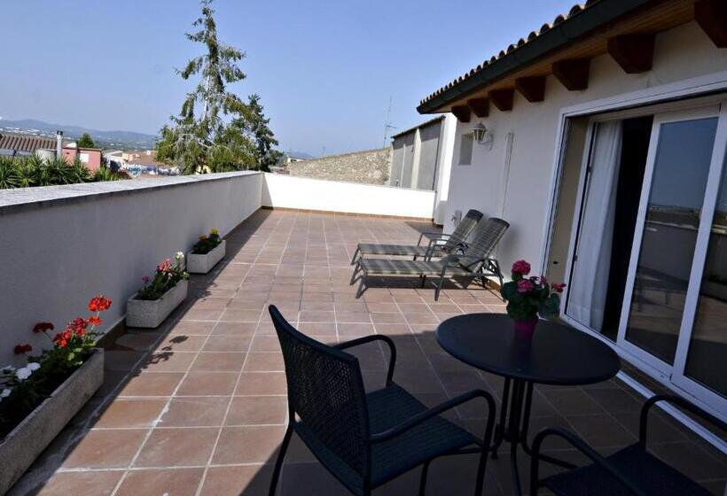 جناح سرير كينج, Cal Roig Hotel Rural