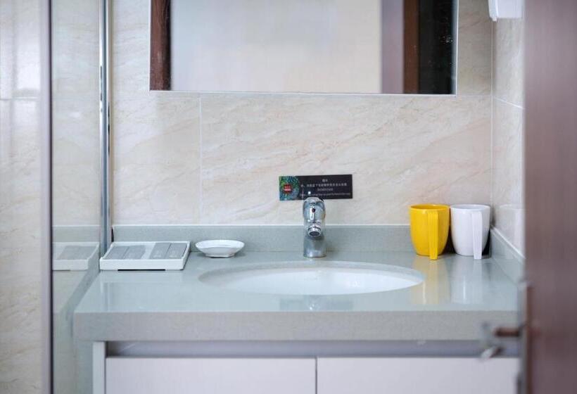 اتاق استاندارد با تخت دو نفره بزرگ, Care Residential