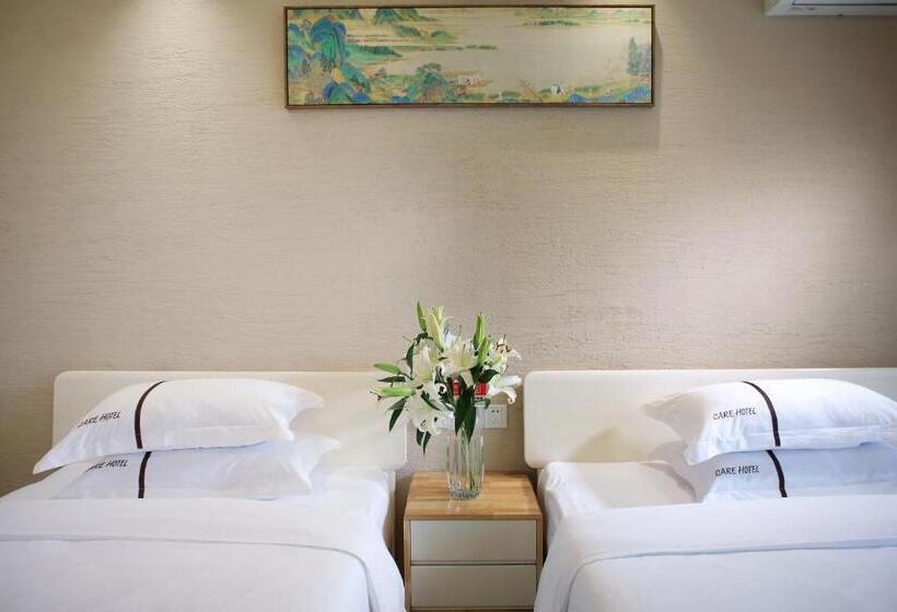 اتاق لوکس, Care Residential