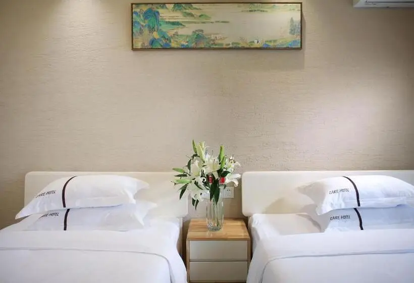 اتاق لوکس, Care Residential