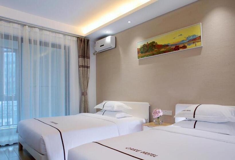 غرفة عائلية, Care Residential