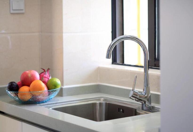 اتاق سوپریور خانوادگی, Care Residential