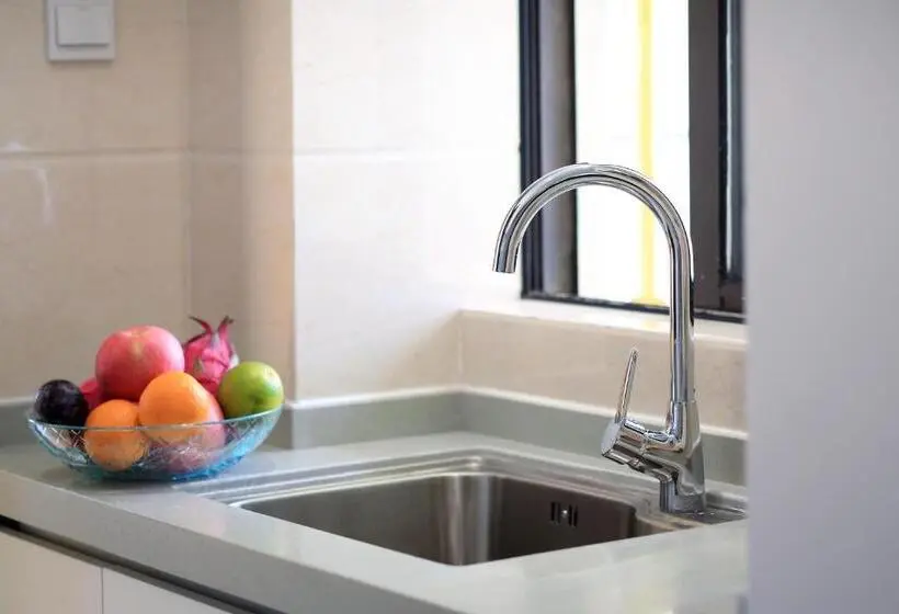 اتاق سوپریور خانوادگی, Care Residential