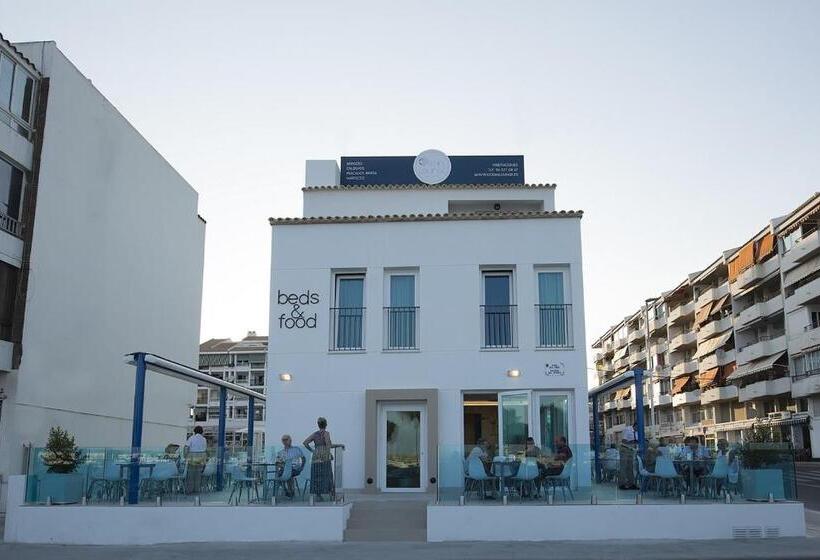 غرفة إقتصادية, Ocean Lounge