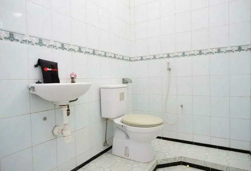 デラックスルーム, Reddoorz Plus Near Stadion Wijaya Kusuma