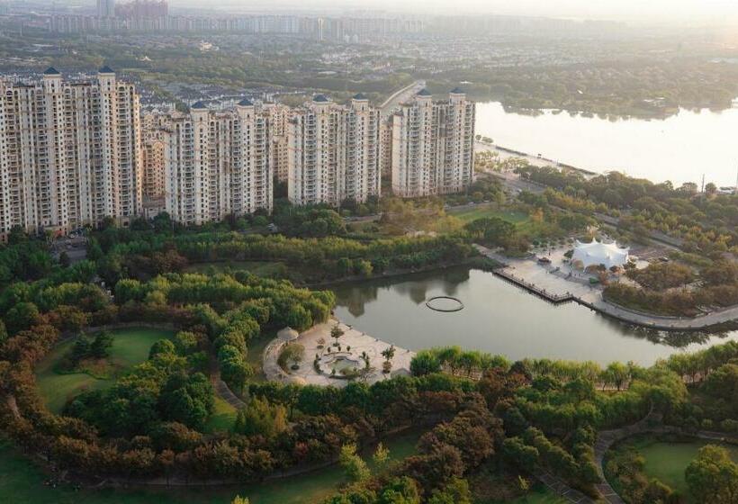 琮城市景观的豪华间, Courtyard By Marriott Shanghai Songjiang