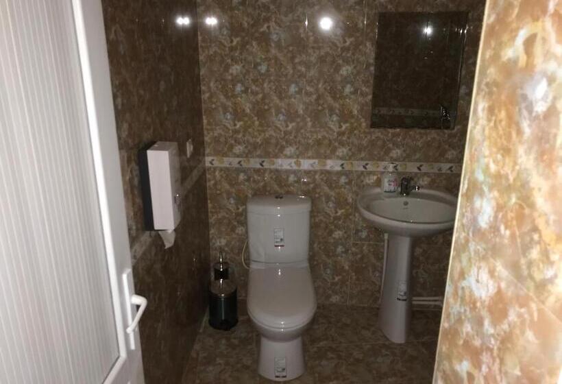 经济房, Liko Hostel