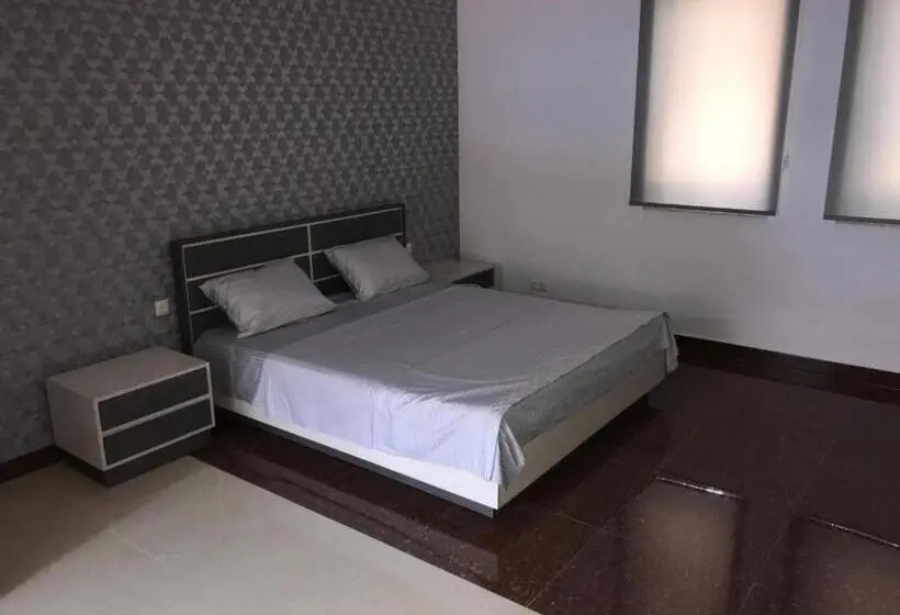 اتاق خانوادگی, Liko Hostel
