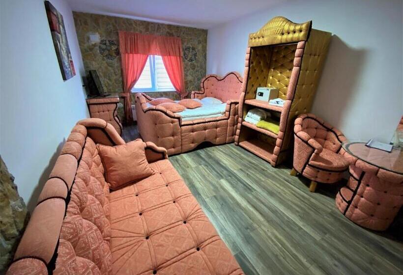 اتاق استاندارد با چشمانداز کوهستان, Bali Mountain Resort Montenegro