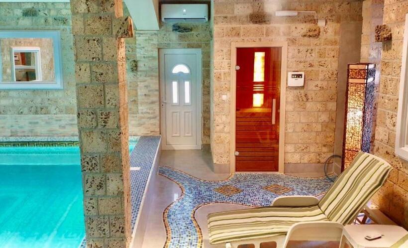 سوییت با استخر, Bali Mountain Resort Montenegro