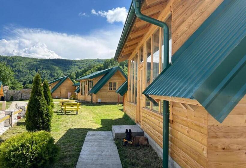 ویلای لوکس 1 خوابه, Bali Mountain Resort Montenegro