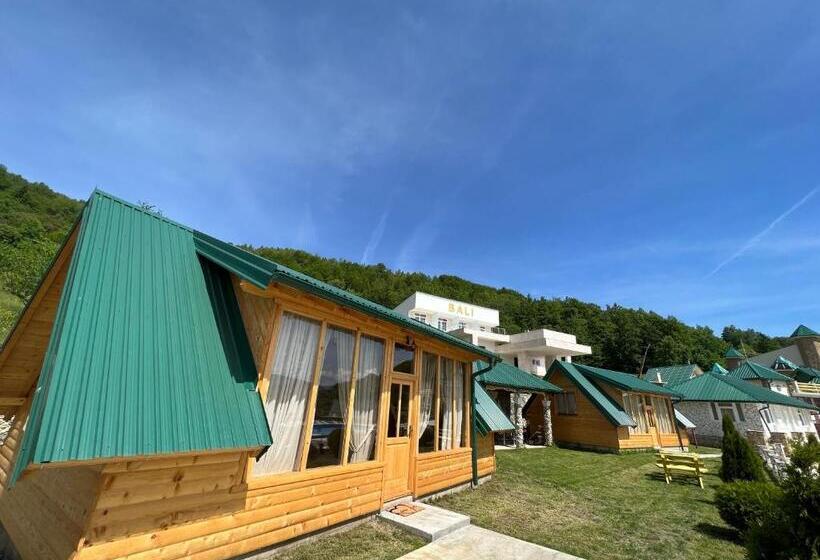 ویلای لوکس 1 خوابه, Bali Mountain Resort Montenegro