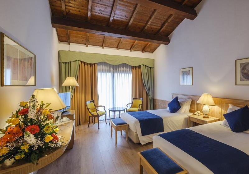 スタンダードルーム, Laghetto Estação