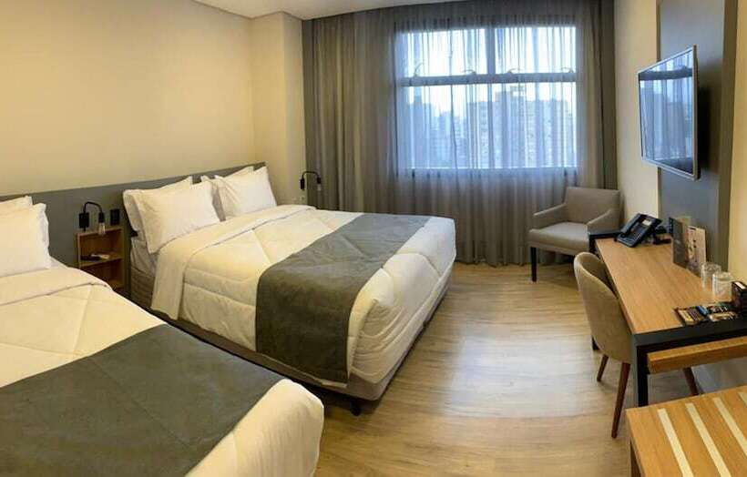 デラックスルーム, Laghetto Estação