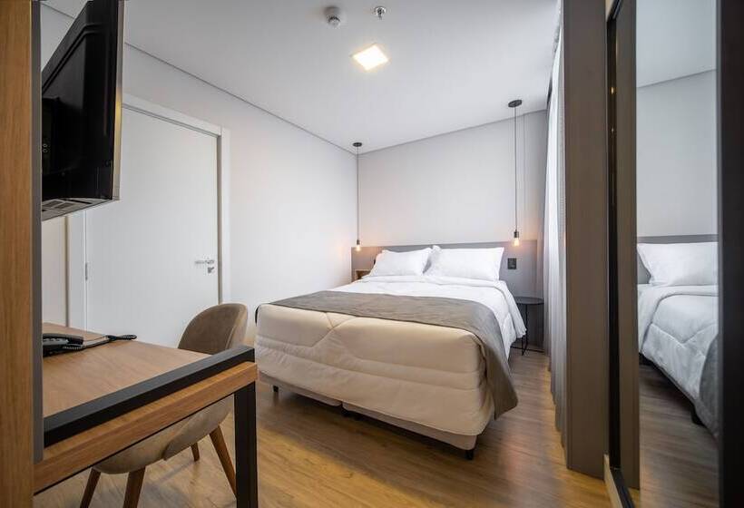 スタンダードルーム, Laghetto Estação