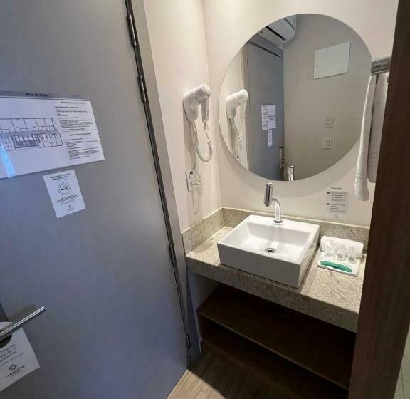 スタンダードルーム, Laghetto Estação