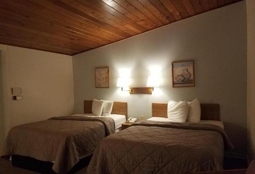 스탠다드 룸 더블 침대 2개, Budget Host Melody Lane