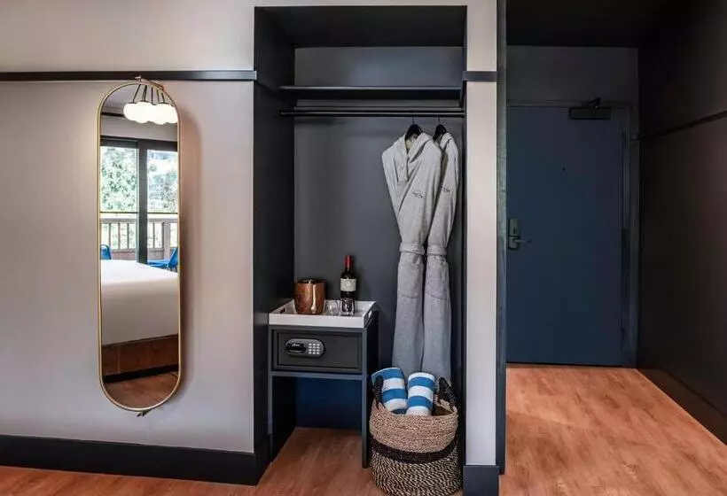 バルコニー付きデラックスルーム, Calistoga Motor Lodge And Spa, A Jdv By Hyatt