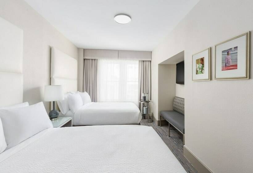 Номер Стандарт 2 Двуспальные Кровати, Holiday Inn Express Chicago Magnificent Mile, An Ihg