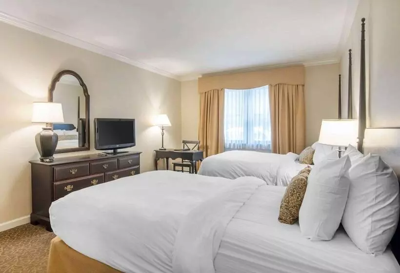 اتاق استاندارد, The Century House, Ascend Hotel Collection
