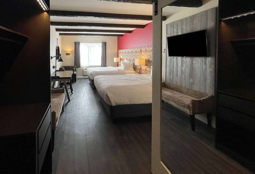 Номер Стандарт, The Century House, Ascend Hotel Collection