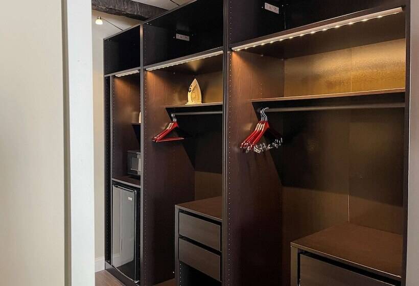 Номер Стандарт 2 Двуспальные Кровати, The Century House, Ascend Hotel Collection
