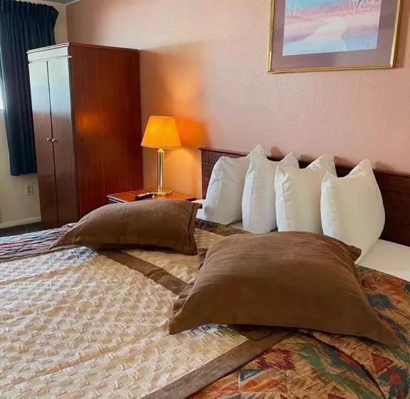 キングサイズベッドのスタンダードルーム, Value Lodge Inn