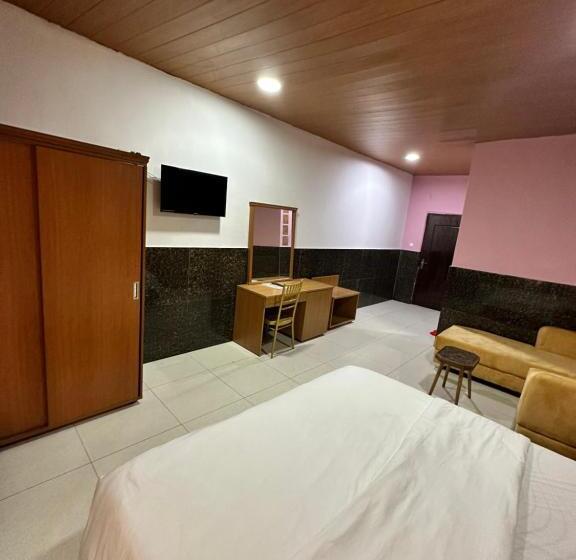 سوییت خانوادگی, Brazza