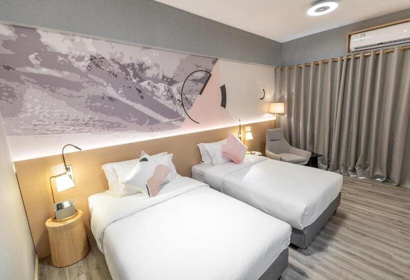 חדר סטנדרט עם מרפסת, Imin