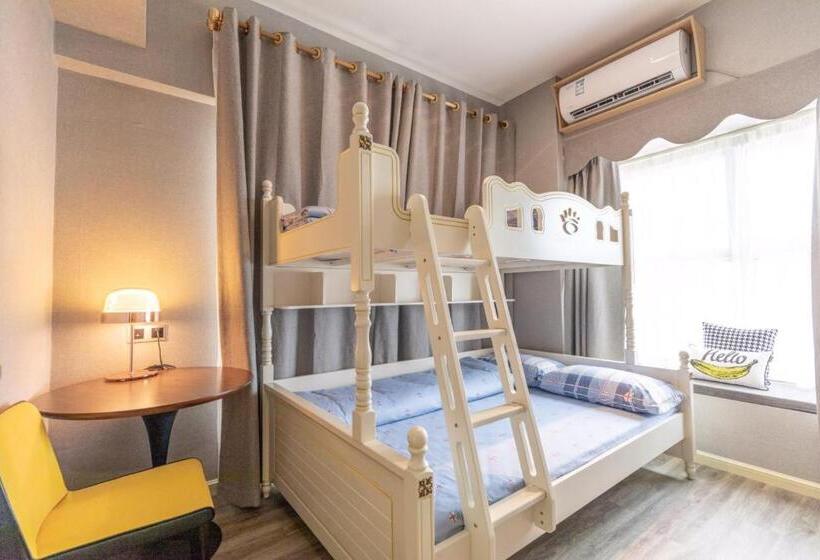 חדר משפחתי דלוקס, Imin