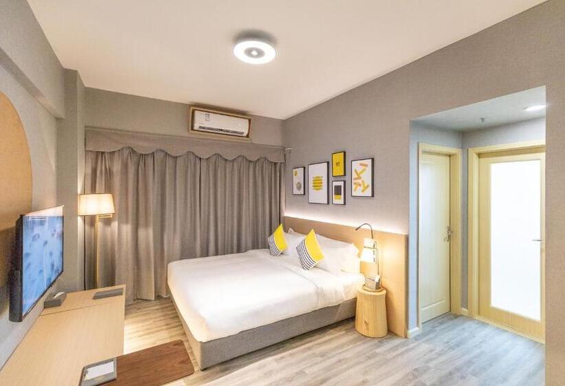 Quarto Familiar Deluxe, Imin