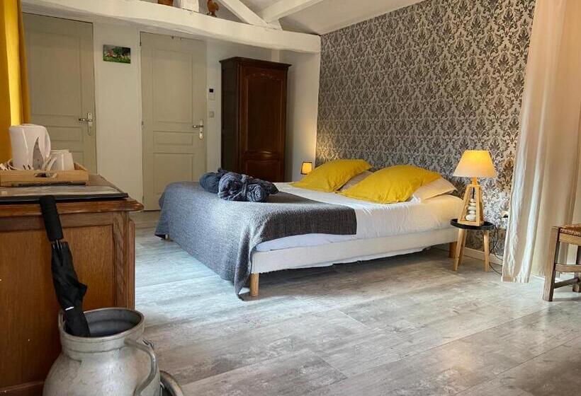 غرفة عائلية, Le Petit Moulin