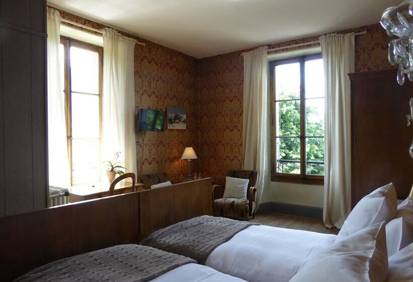 标准间, Au Vieux Manoir