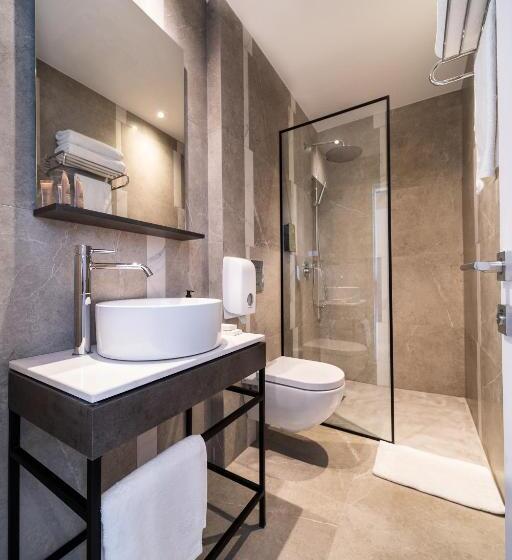 豪华套房, Alinea Suites Limassol Center