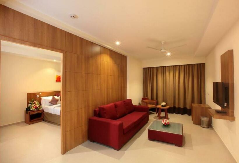 豪华套房, Archana