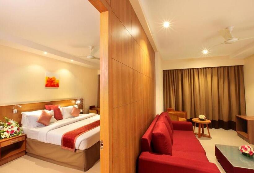 豪华套房, Archana