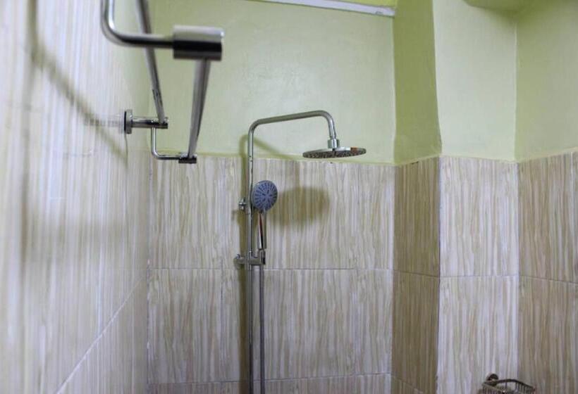 اتاق لوکس با تخت بزرگ, Fort Breeze